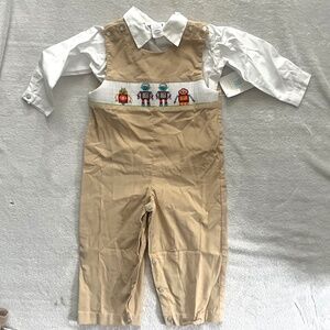 NWT VIVE LA FETE Boy's Beige Robots Smocked Overall Set Size 2